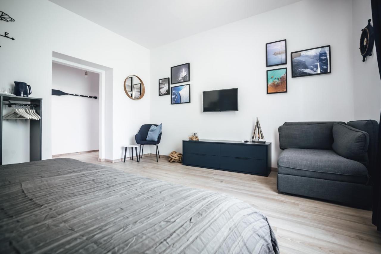 Elmeny Balaton Hotel Alsoors Ngoại thất bức ảnh