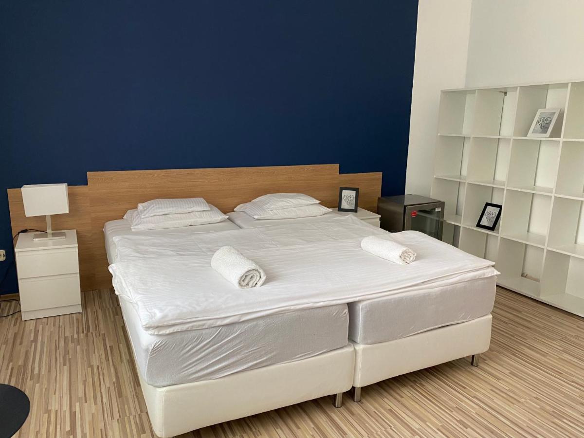 Elmeny Balaton Hotel Alsoors Ngoại thất bức ảnh