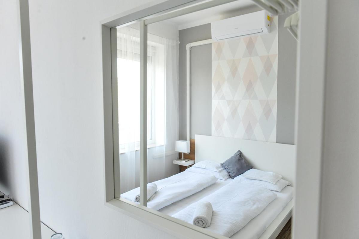 Elmeny Balaton Hotel Alsoors Ngoại thất bức ảnh