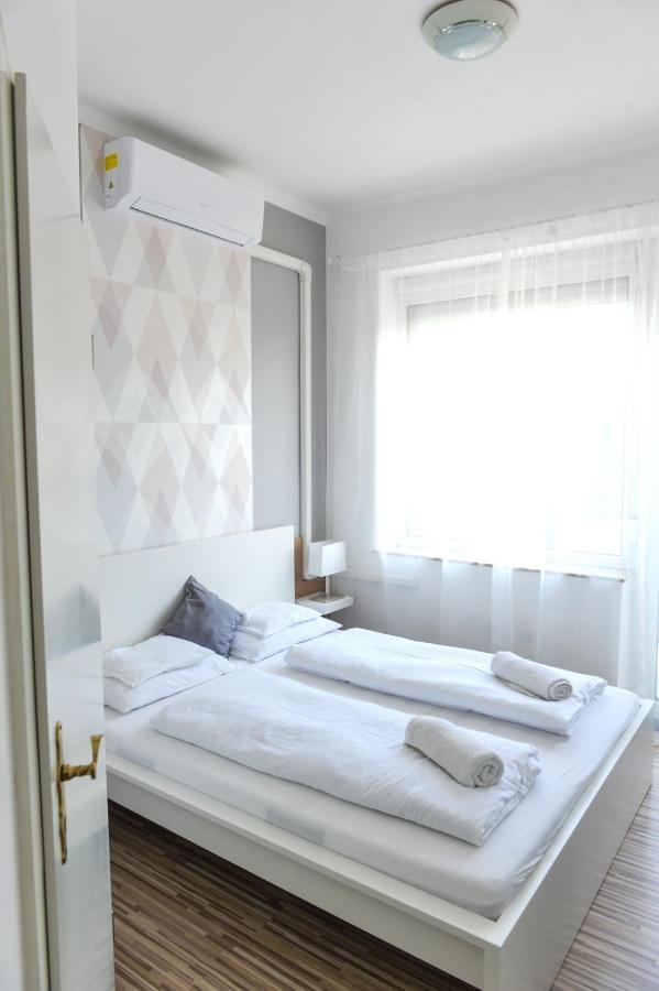 Elmeny Balaton Hotel Alsoors Ngoại thất bức ảnh
