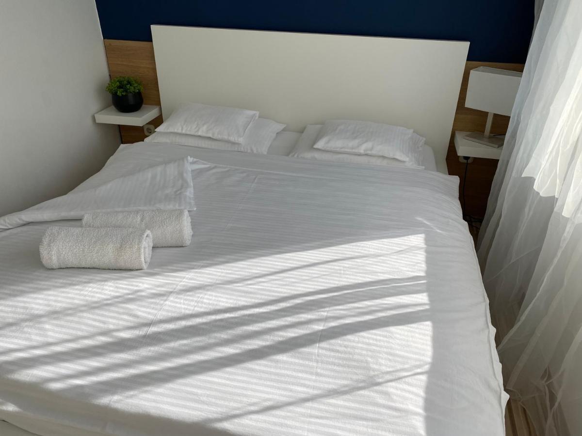 Elmeny Balaton Hotel Alsoors Ngoại thất bức ảnh